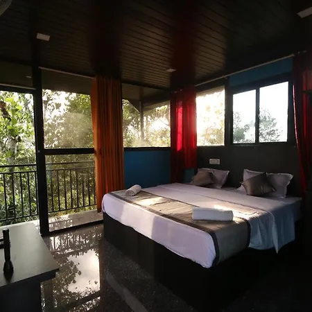 Spice Valley Home Stay & Tree House Munnar Exterior photo