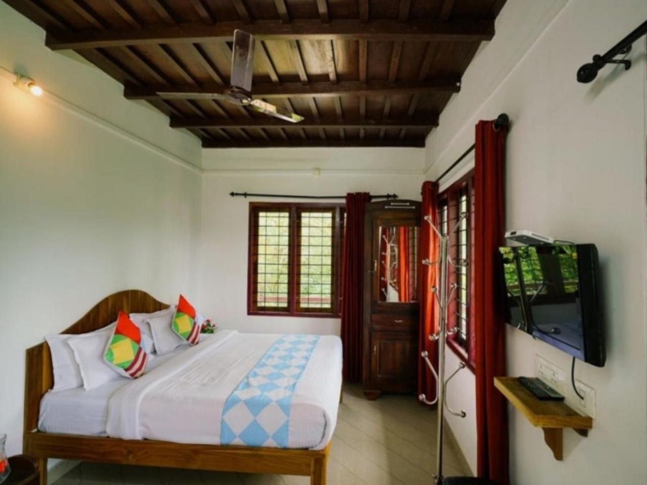 Spice Valley & Tree House Homestay *